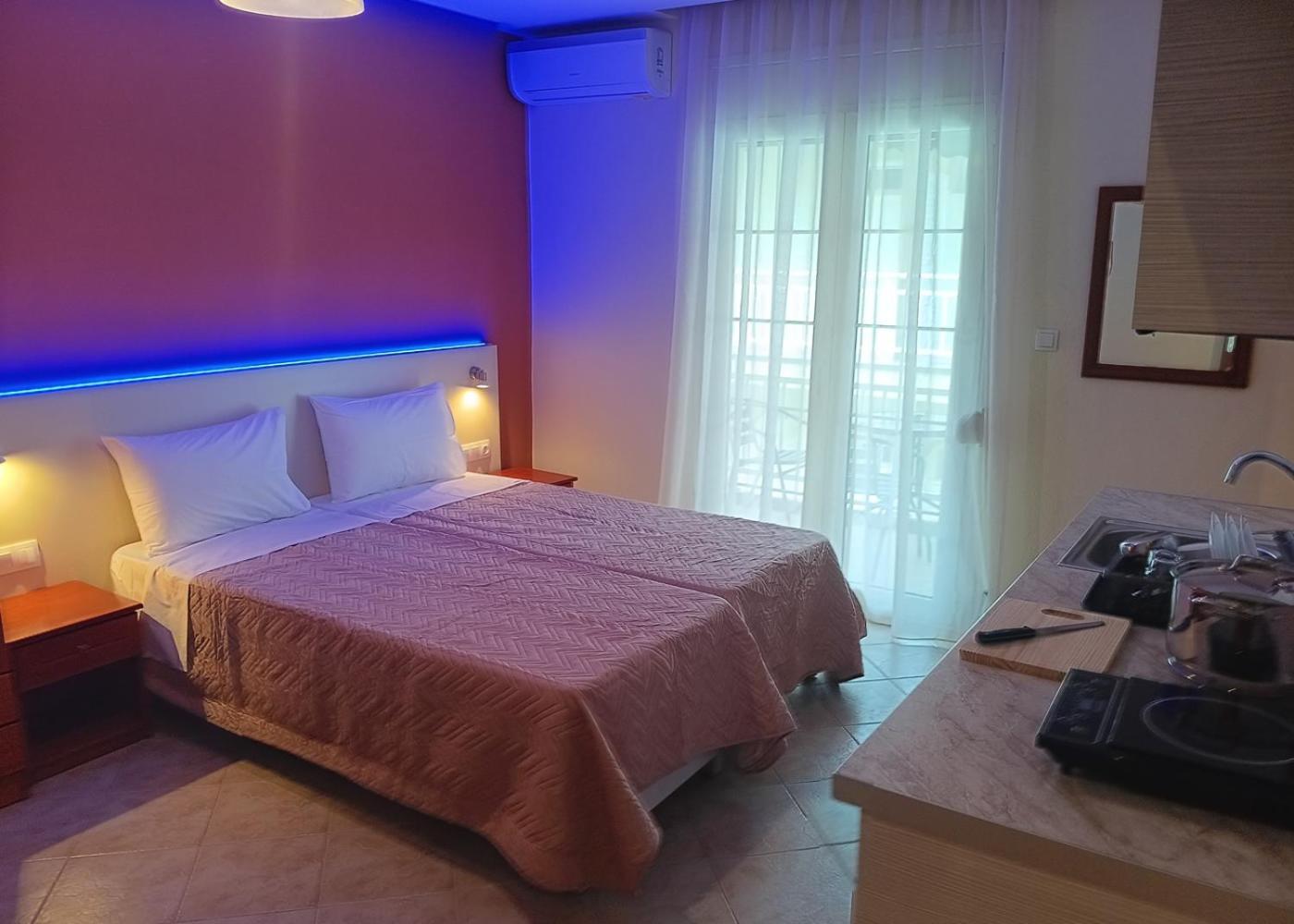 Oasis Blue Inn Лептокария Экстерьер фото